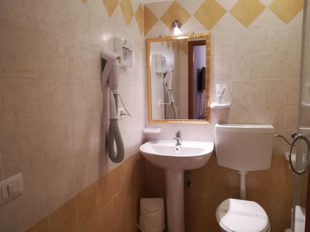 Hotel La Calabrese Isola Di Capo Rizzuto Exteriér fotografie